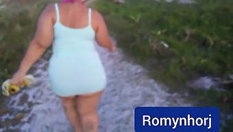 Romyhornjs Första Besök I São Paulo Och Hennes Strandäventyr I Cabo Frio Med Strawberry J, Med I Romyhornjs Video