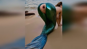 A Stranger Penetrates A Mermaid Vigorously On The Beach, Damaging Her Delicate Anus And Leaving It Wide Open In Outdoor 3d Anal Encounter.